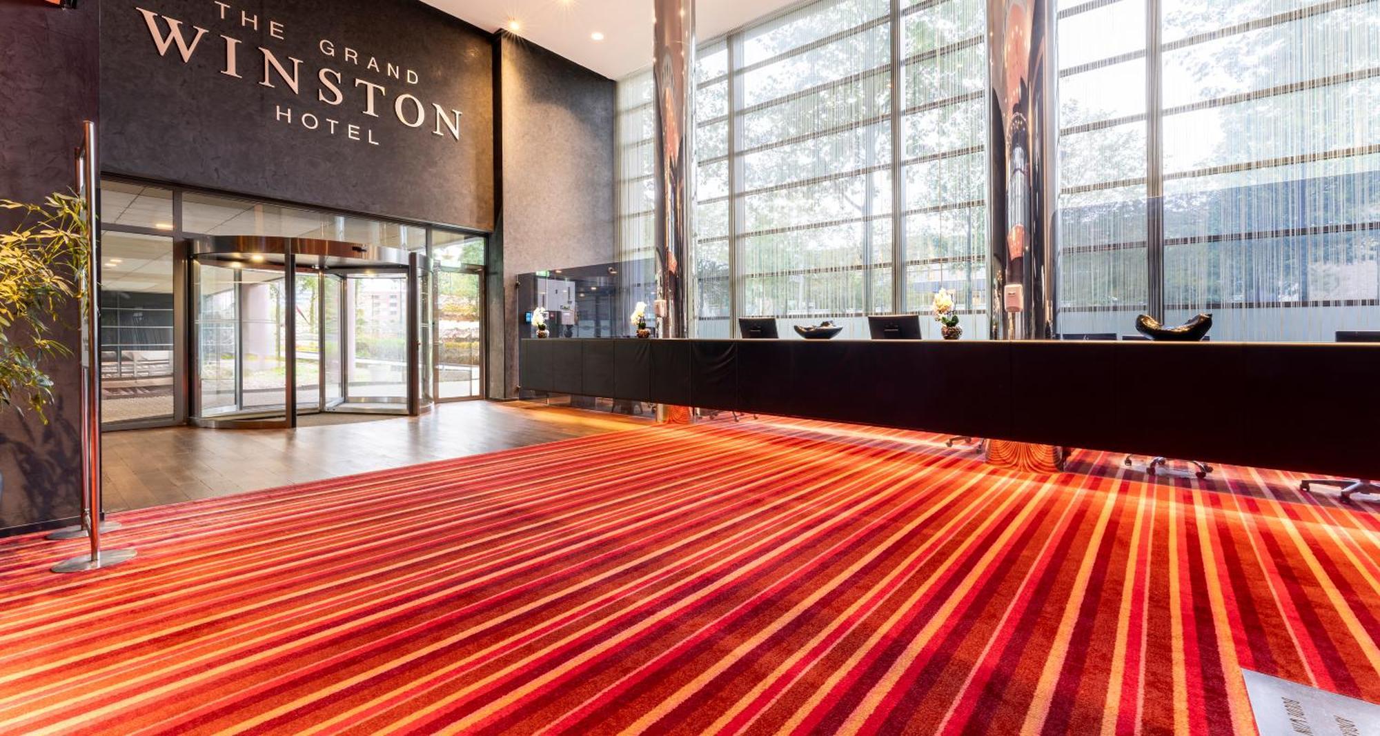 Plaza Premium Grand Winston Hotel Rijswijk Exterior photo